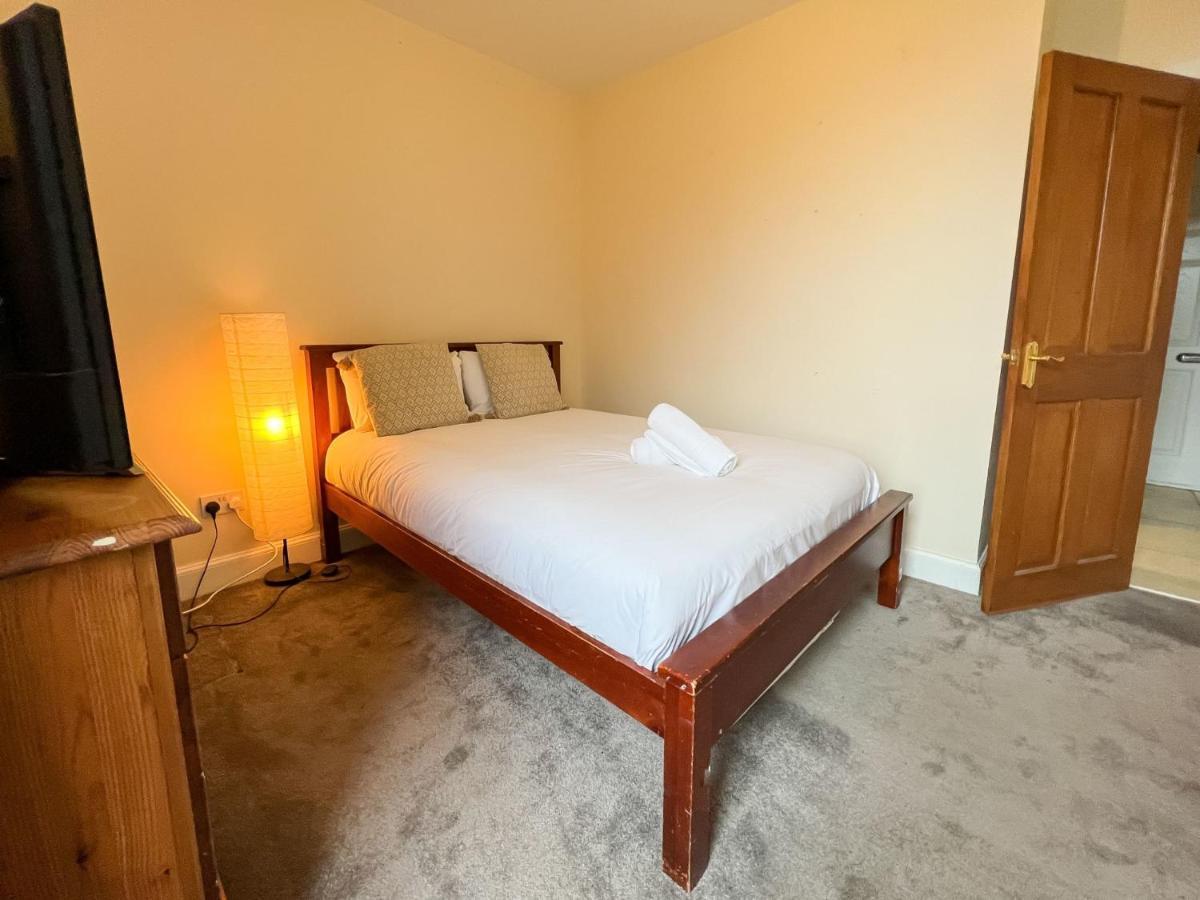 Convenient 2Br Flat Gorgie Edinburgh Appartamento Esterno foto